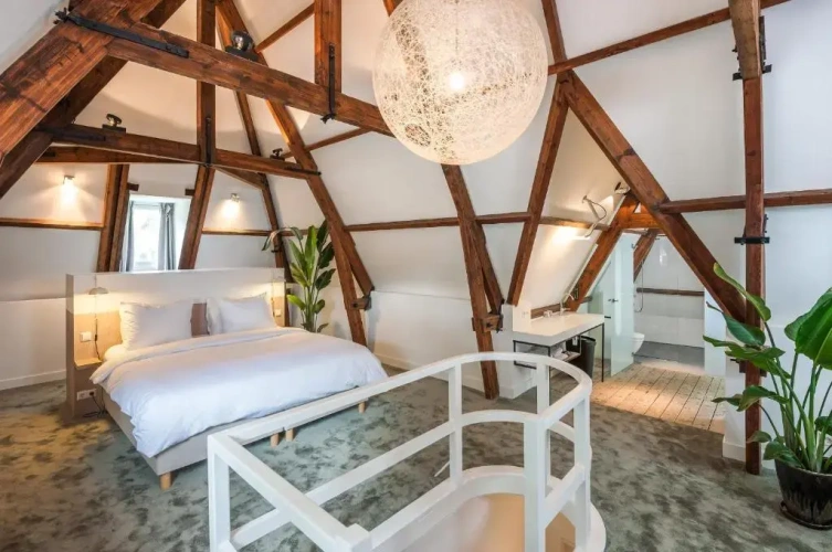 Loft Suite