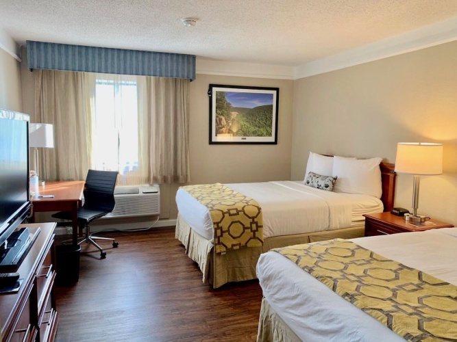Quadruple room