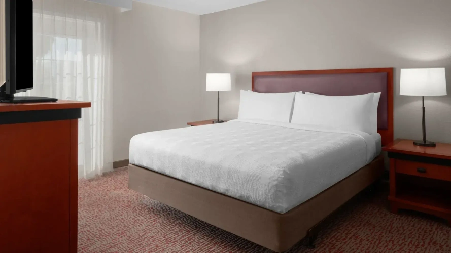 1 Bedroom Accessible Double Suite