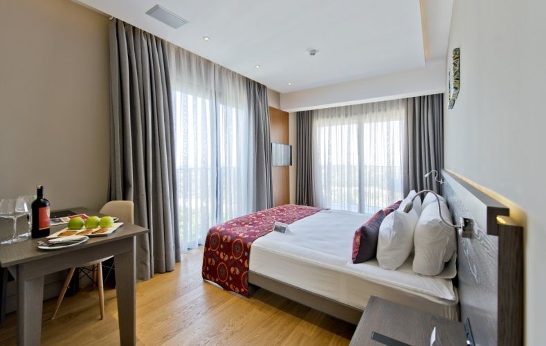 2 Bedrooms Villa