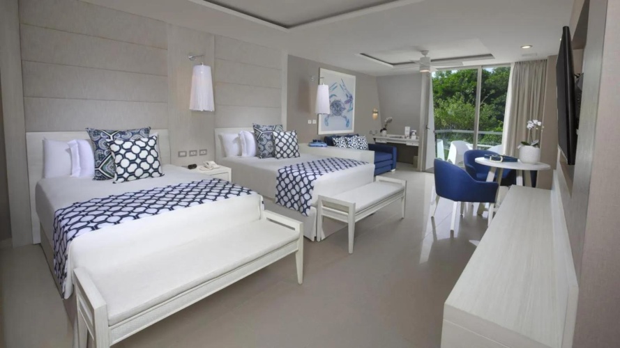 Deluxe Twin Junior Suite
