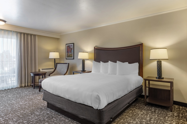 Best Western Plus Royal Oak Hotel photo 6