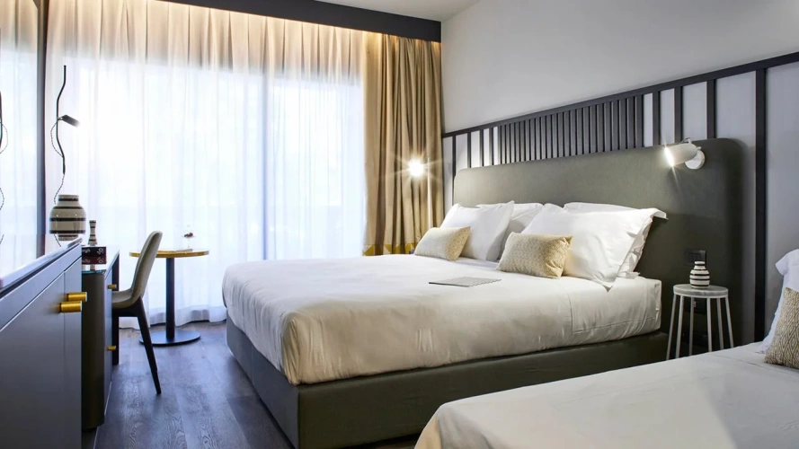 Triple room