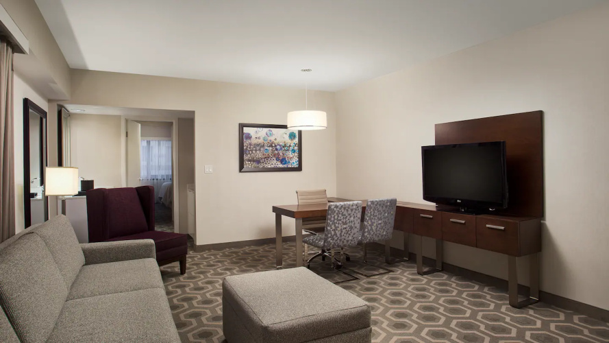 Embassy Suites by Hilton Washington DC Georgetown photo 6