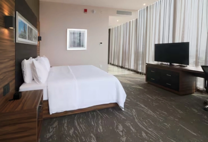 Deluxe Hearing Accessible Double room
