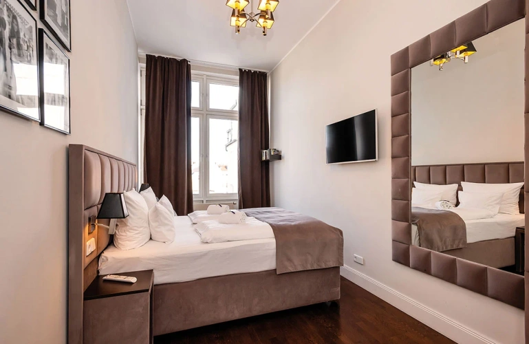 1 Bedroom Double Apartment