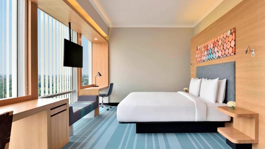 Aloft Double room