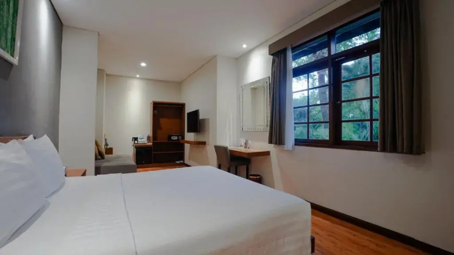 Grand Whiz Nusa Dua Hotel