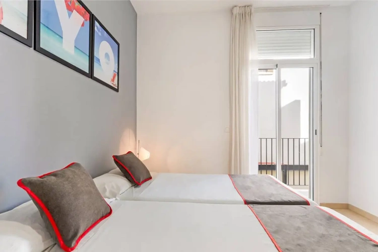 1 Bedroom Twin Apartment