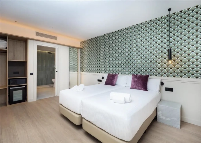 Twin room