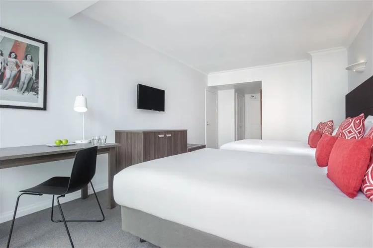 2 Bedrooms Interconnecting room
