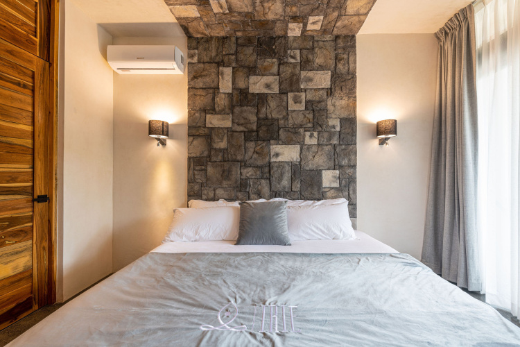Deluxe Single Apartment