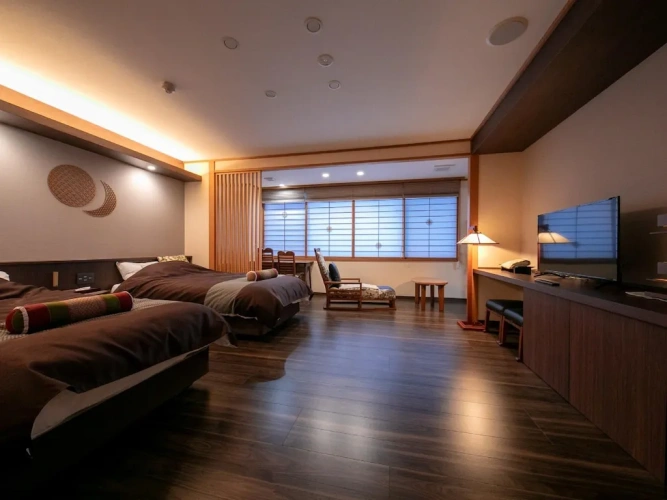 Twin Suite with Hot Tub