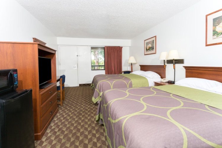 Twin room