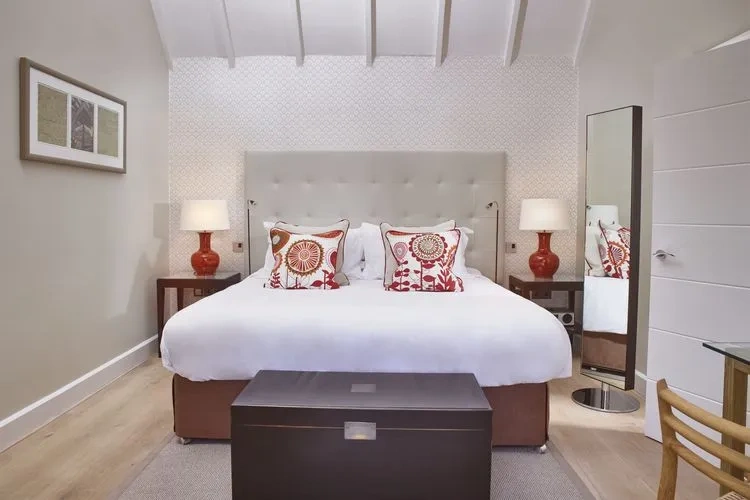Courtyard Double Suite