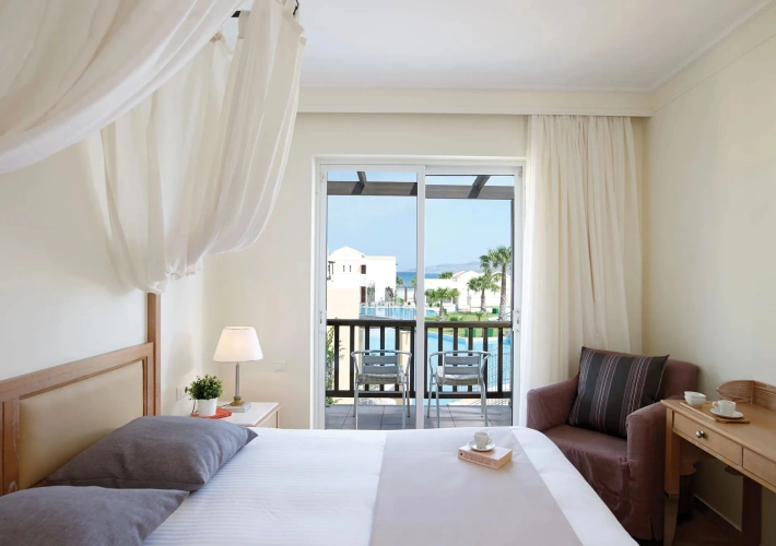 1 Bedroom Double Suite with Limited Sea View