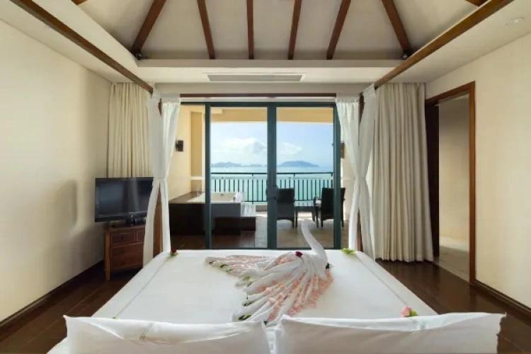 1 Bedroom Deluxe Double Suite with sea view