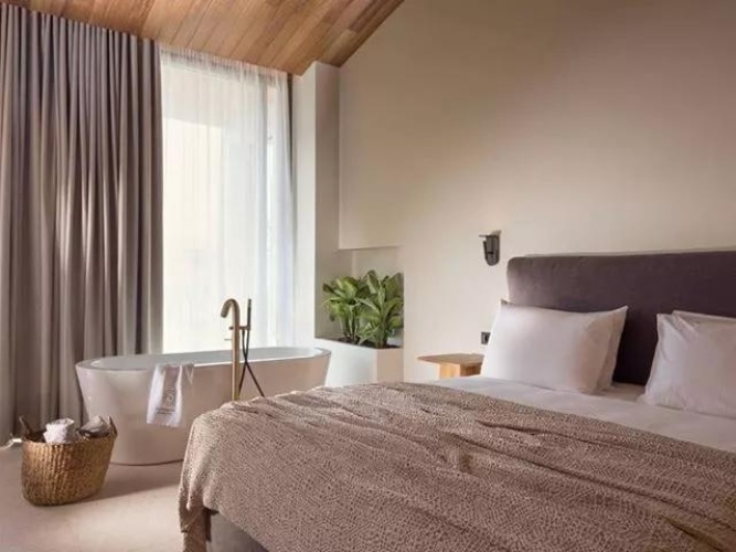 Double First Floor with Indoor Hot Tub Junior Suite