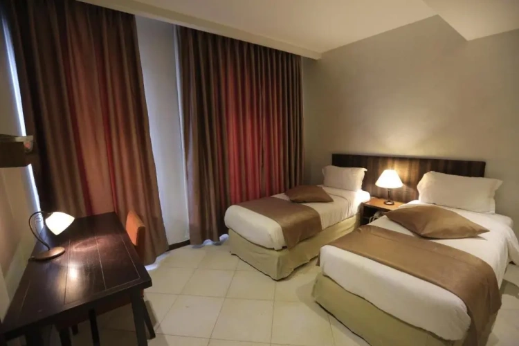 1 Bedroom Twin Apartment with city view
