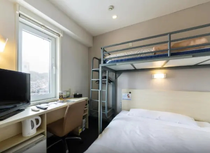 With Loft Bed room