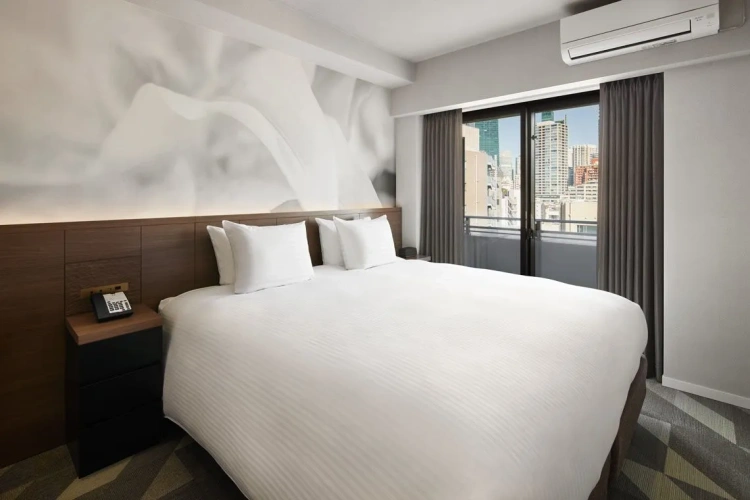 1 Bedroom Corner Double Suite
