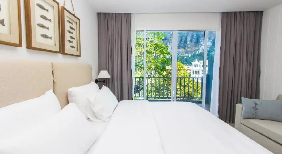 Deluxe Double room with balcony