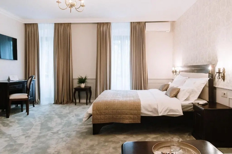 Deluxe Double Family room with park view