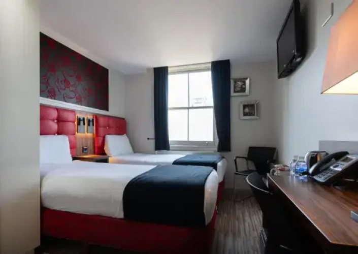Classic Twin room