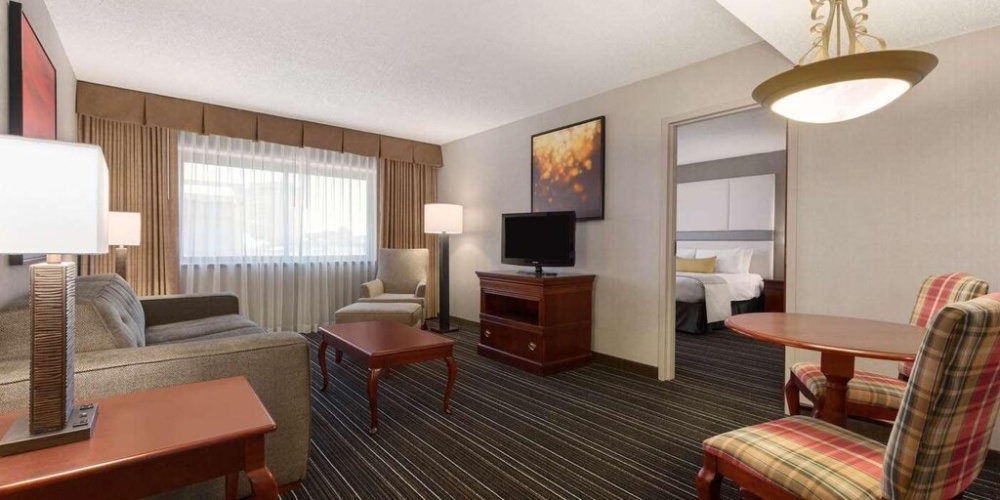 1 Bedroom Executive Double Suite