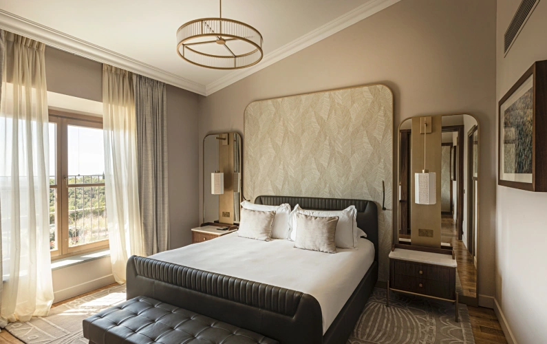 Double Suite