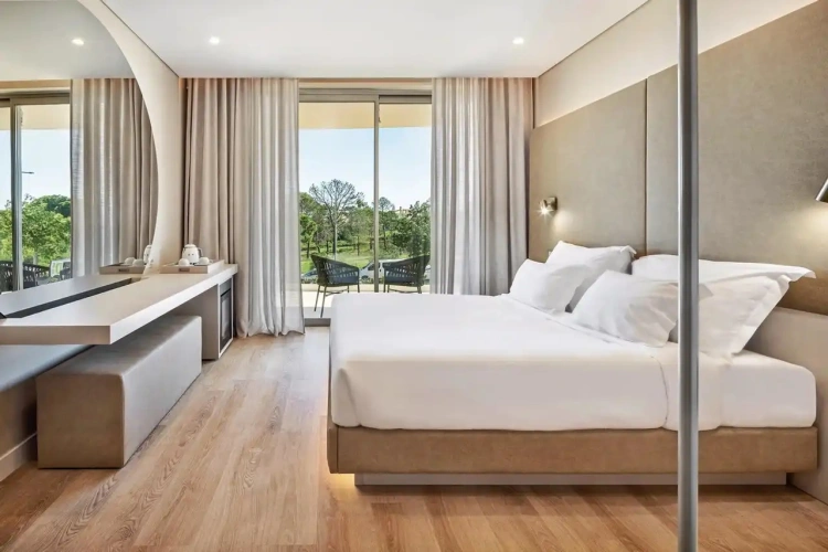 Exclusive Terrace & Interior Garden Suite
