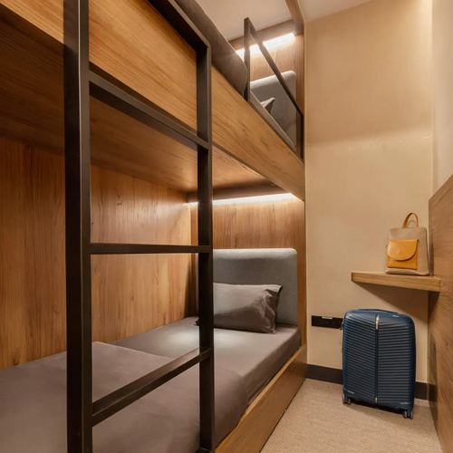 Double Cabin