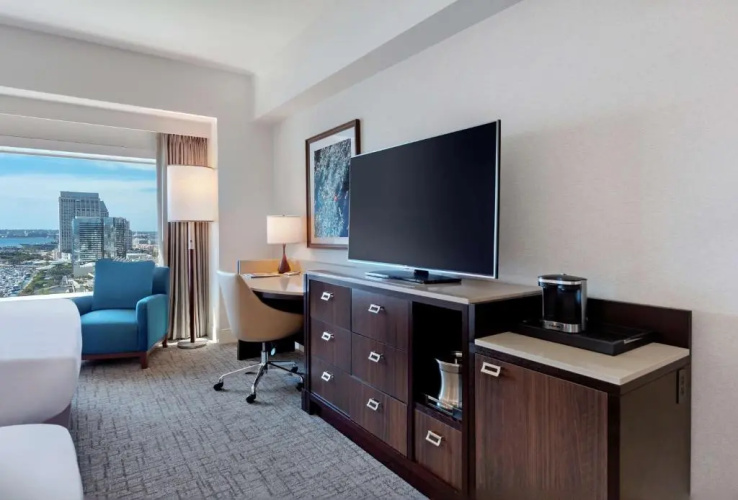 Hilton San Diego Bayfront photo 10