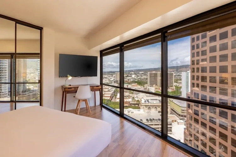 1 Bedroom Double Suite with mountain view