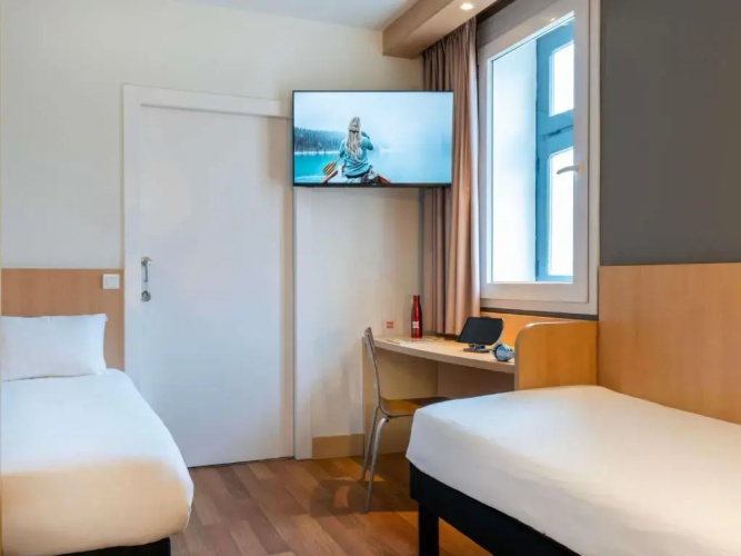 ibis Barcelona Meridiana Hotel