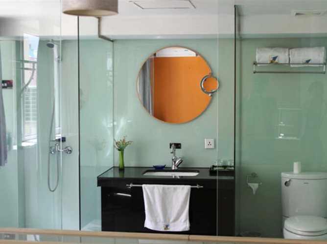 Home 1 Chain Hotel