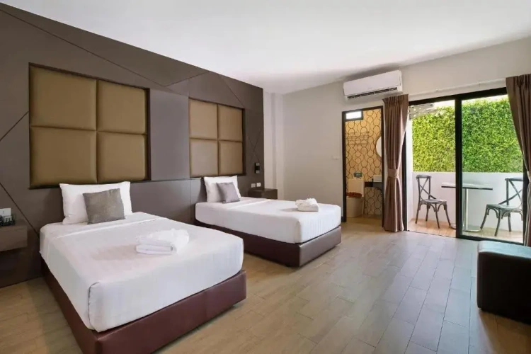 Deluxe Twin room