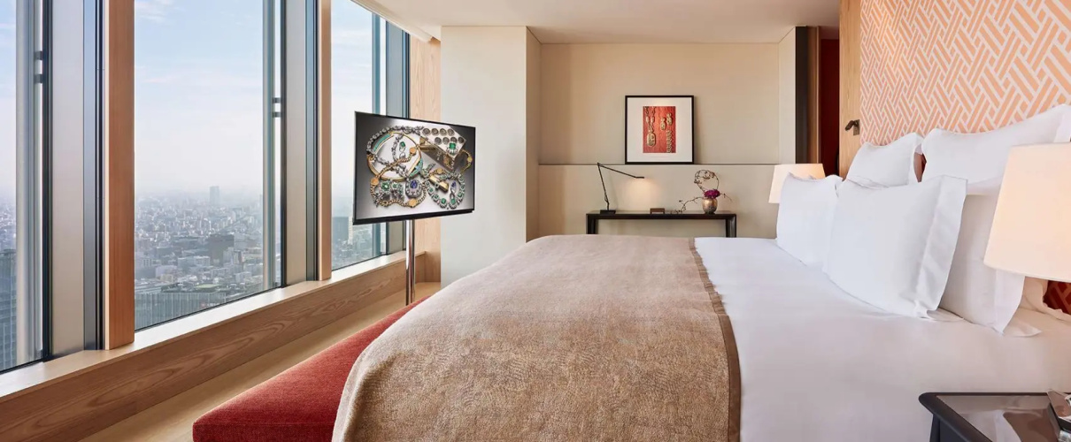1 Bedroom Superior Double Suite with Skyline view