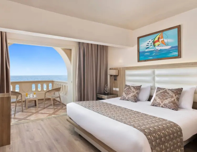 Family Quadruple room with sea view