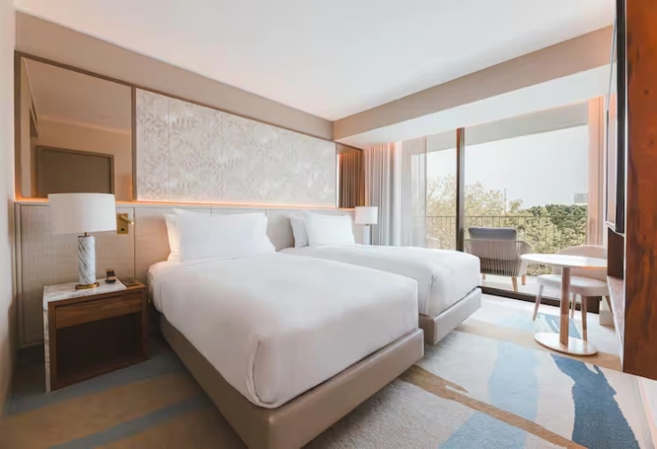 Twin room with balcony
