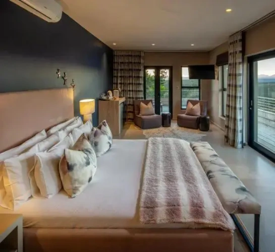 Deluxe Double Suite