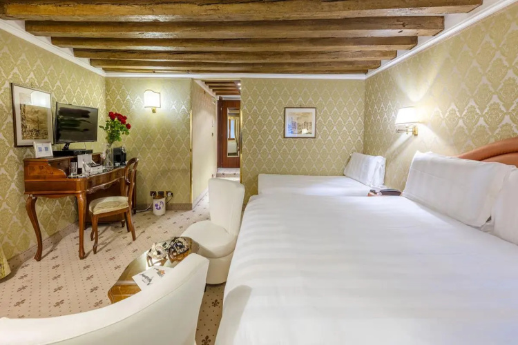 Hotel Colombina photo 10