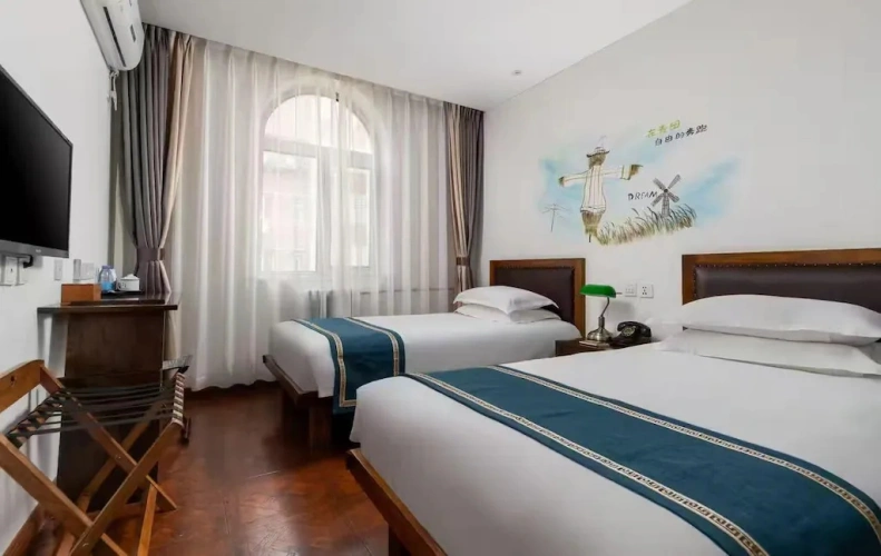 Twin room