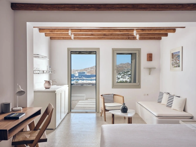 Hilltop Private Jacuzzi Double Suite with sea view