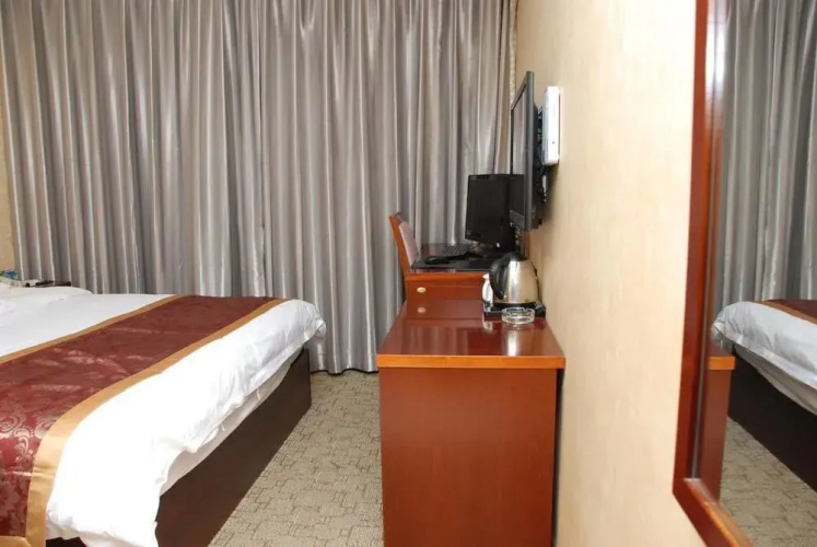 Super 8 Hotel (Sapporo Railway Station Stadium)
