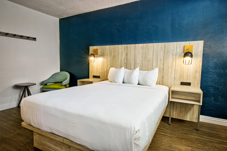 Clubhouse Quadruple room