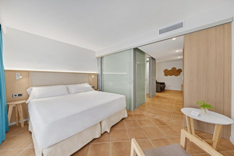 Double Family room with balcony