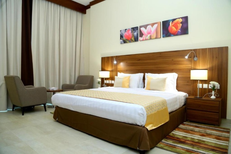 Interconnecting room