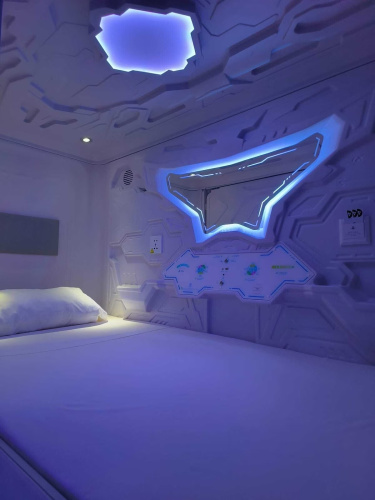 Capsule Inn Valencia Hostel