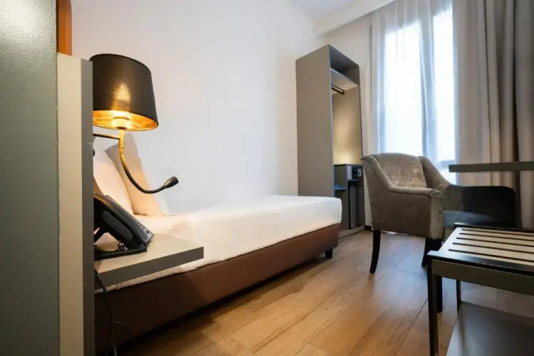 London Hotel
